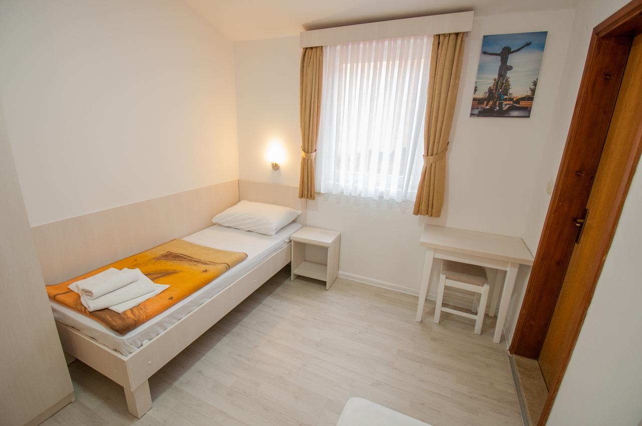 Hotel Pansion Obala Međugorje Exterior foto