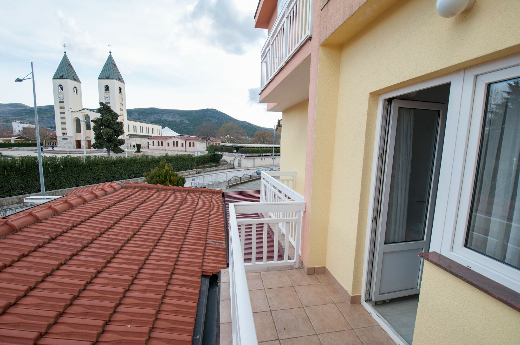 Hotel Pansion Obala Međugorje Exterior foto